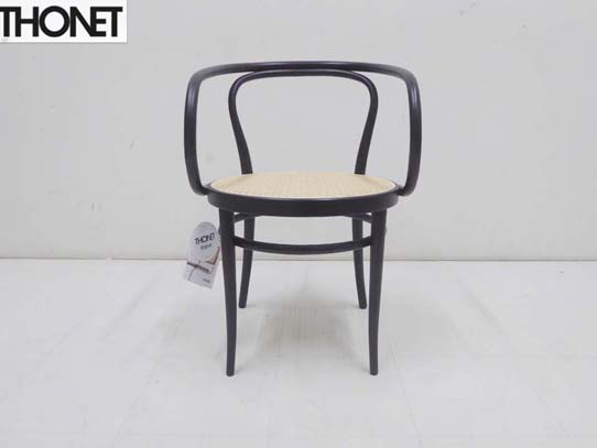 未使用 正規品☆THONETトーネット☆no 209 ダイニング アームチェア