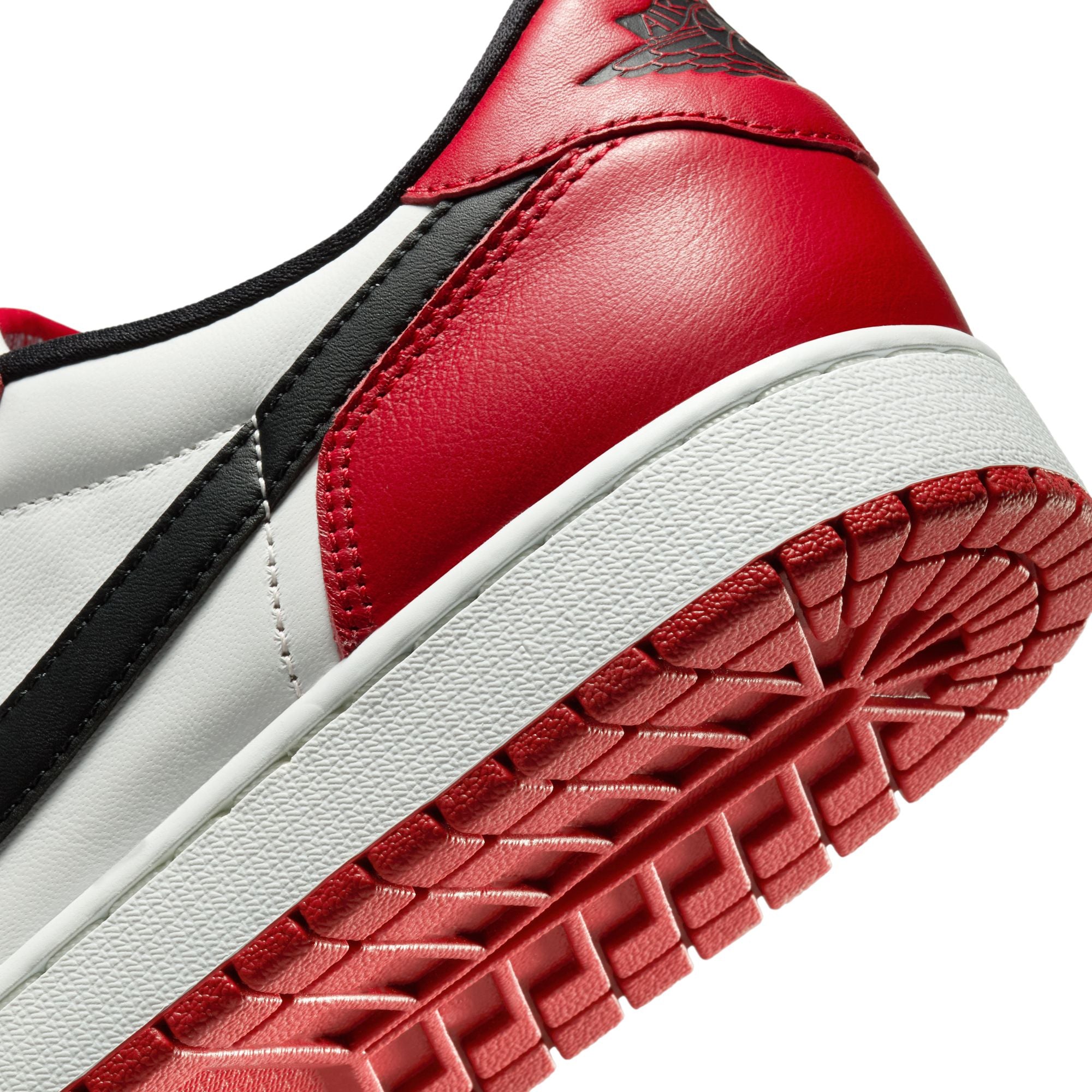 Air Jordan 1 Retro Low 