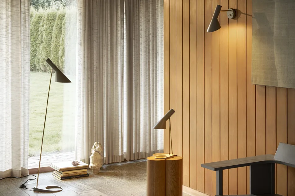 AJ Floor Lamp(エージェイ フロア ランプ）/Louis Poulsen（ルイス