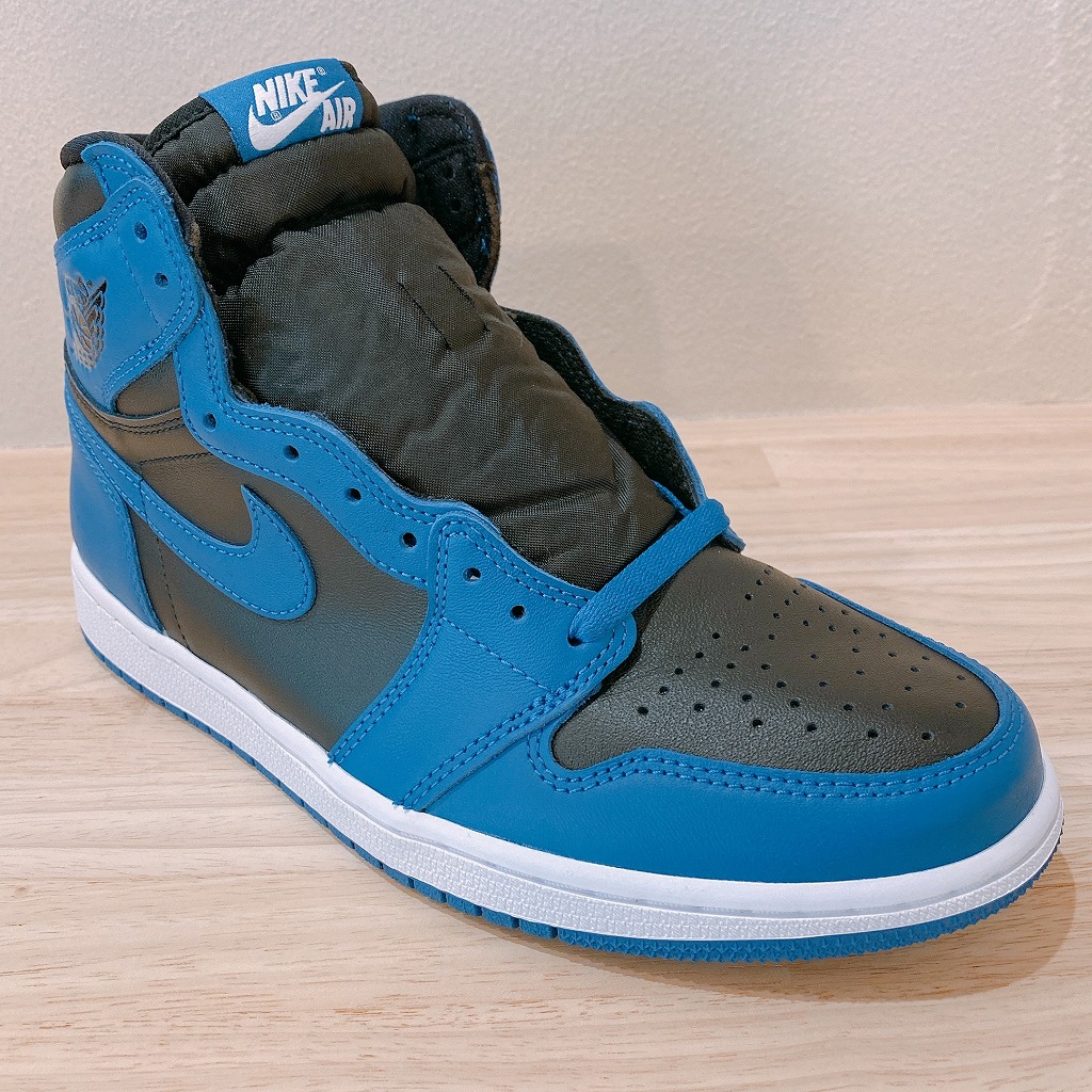 NIKE AIR JORDAN 1 HIGH DARK MARINA BLUEの所有者レビュー【360度
