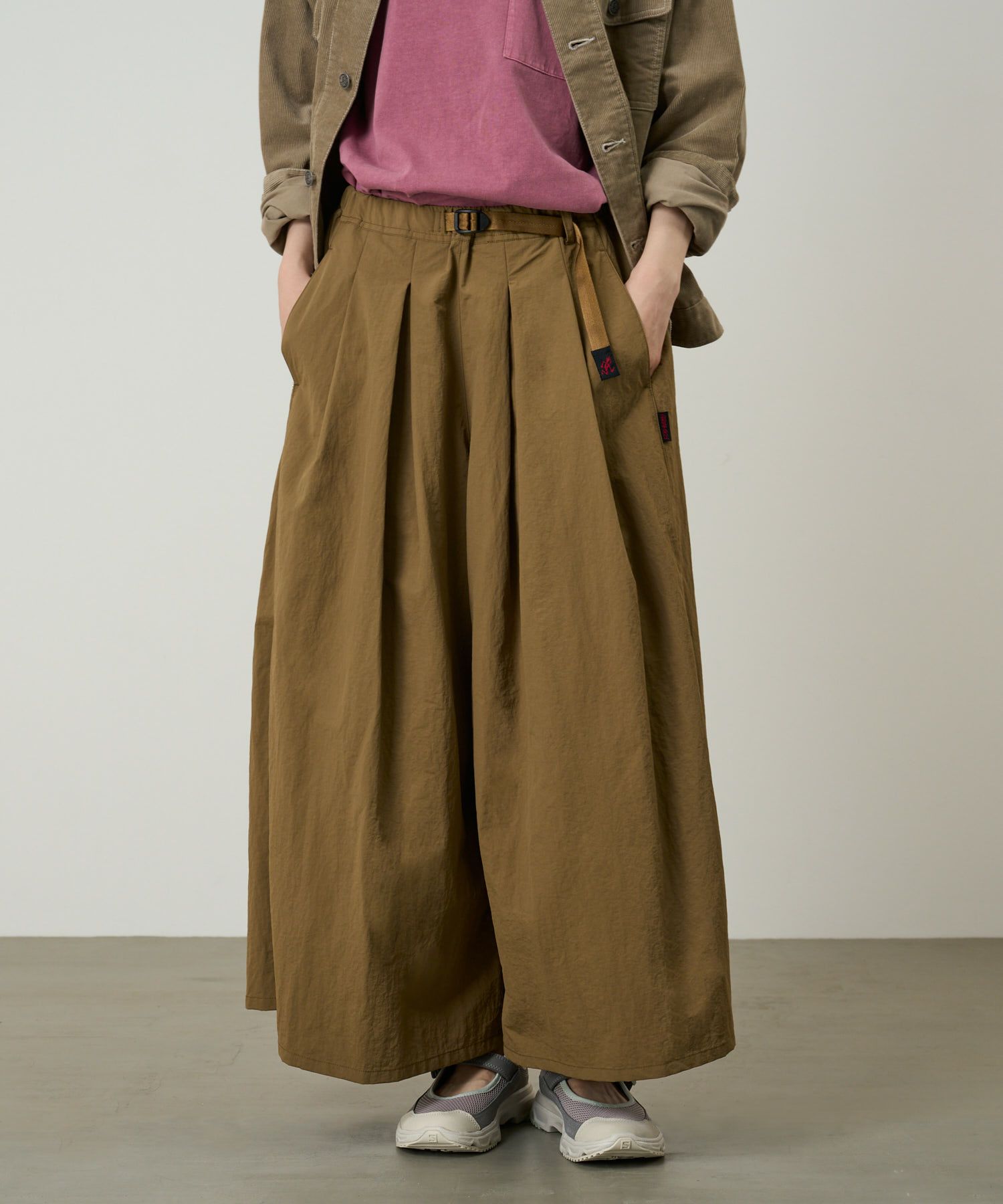 ナイロンフレアパンツ｜NYLON FLARE PANT｜Gramicci｜グラミチ公式通販