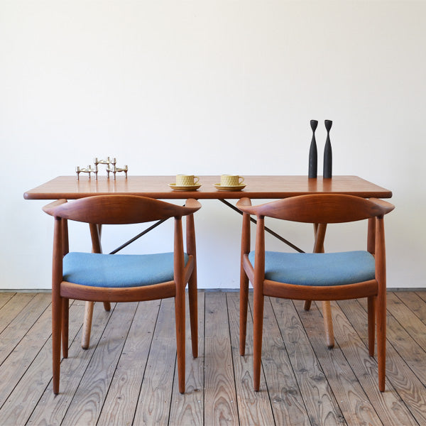 Hans J. Wegner X-leg Table 209D859 | 北欧家具 北欧インテリア通販