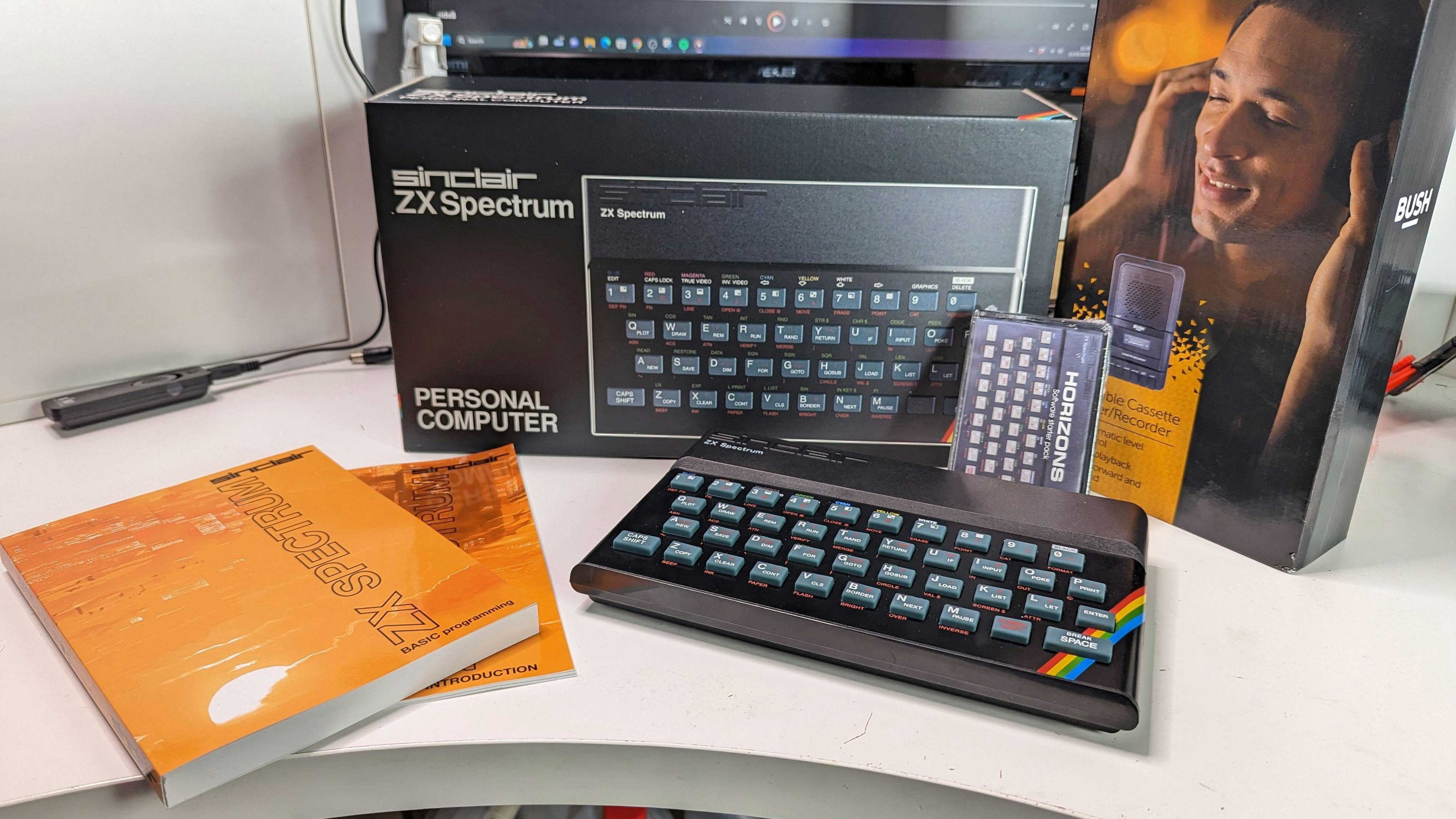 full_set_on_desk_leqx9cmkchpa1