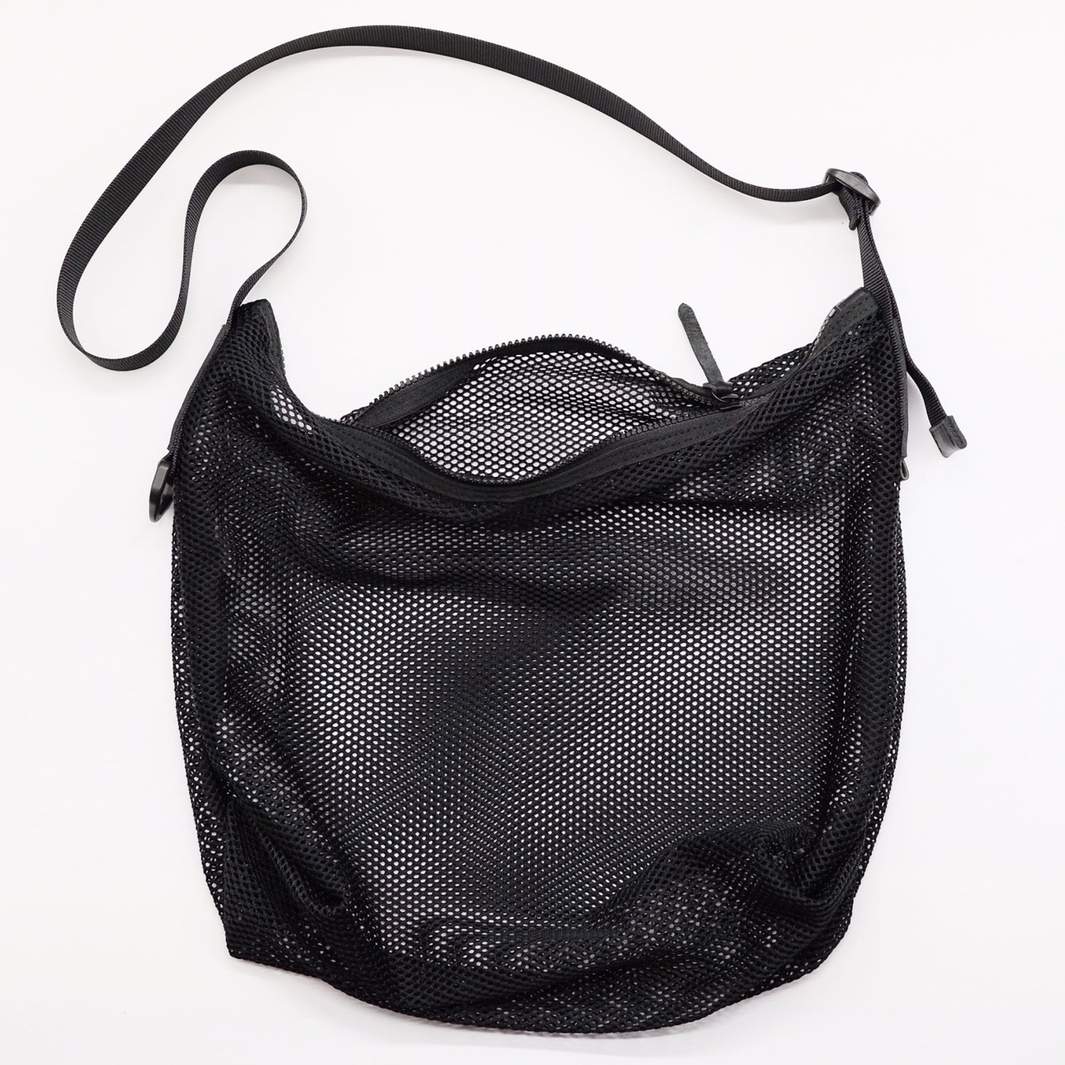MESH SHOULDER BAG – HATCH