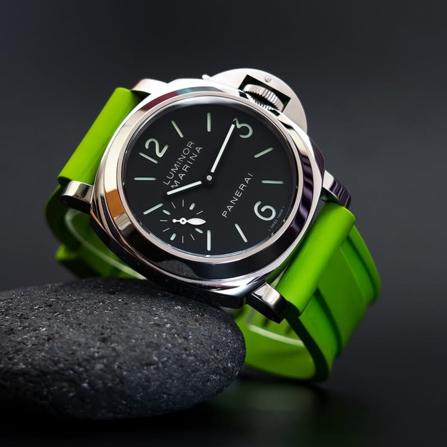 PANERAI オリーブグリーン ラバーベルト