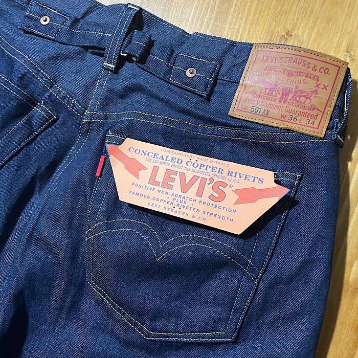 LEV'S VINTAGE CLOTHING 1937 MODEL | HINOYA Official Site