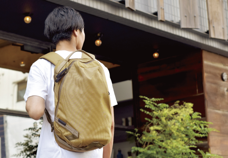 外装を一新。DAILY BACKPACKにコーデュラ®️モデルが新登場！【8月1日