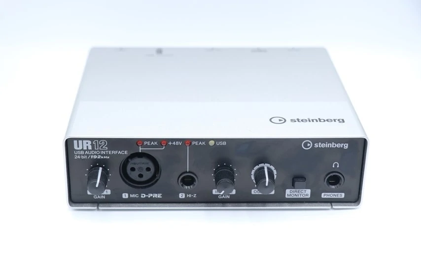 Steinberg UR12をレビュー。安くて機能が充実したオーディオ