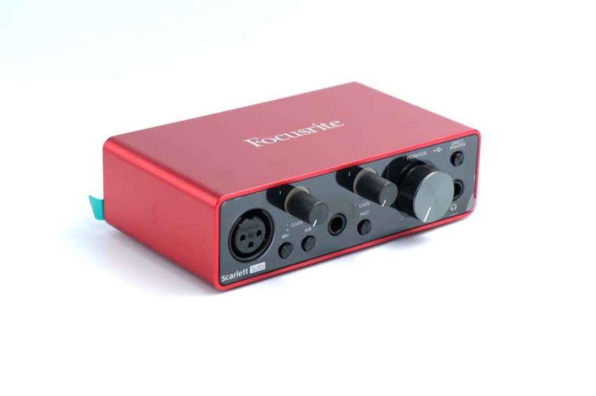 Focusrite Scarlett Solo 3rd Genをレビュー。1万円台で人気の