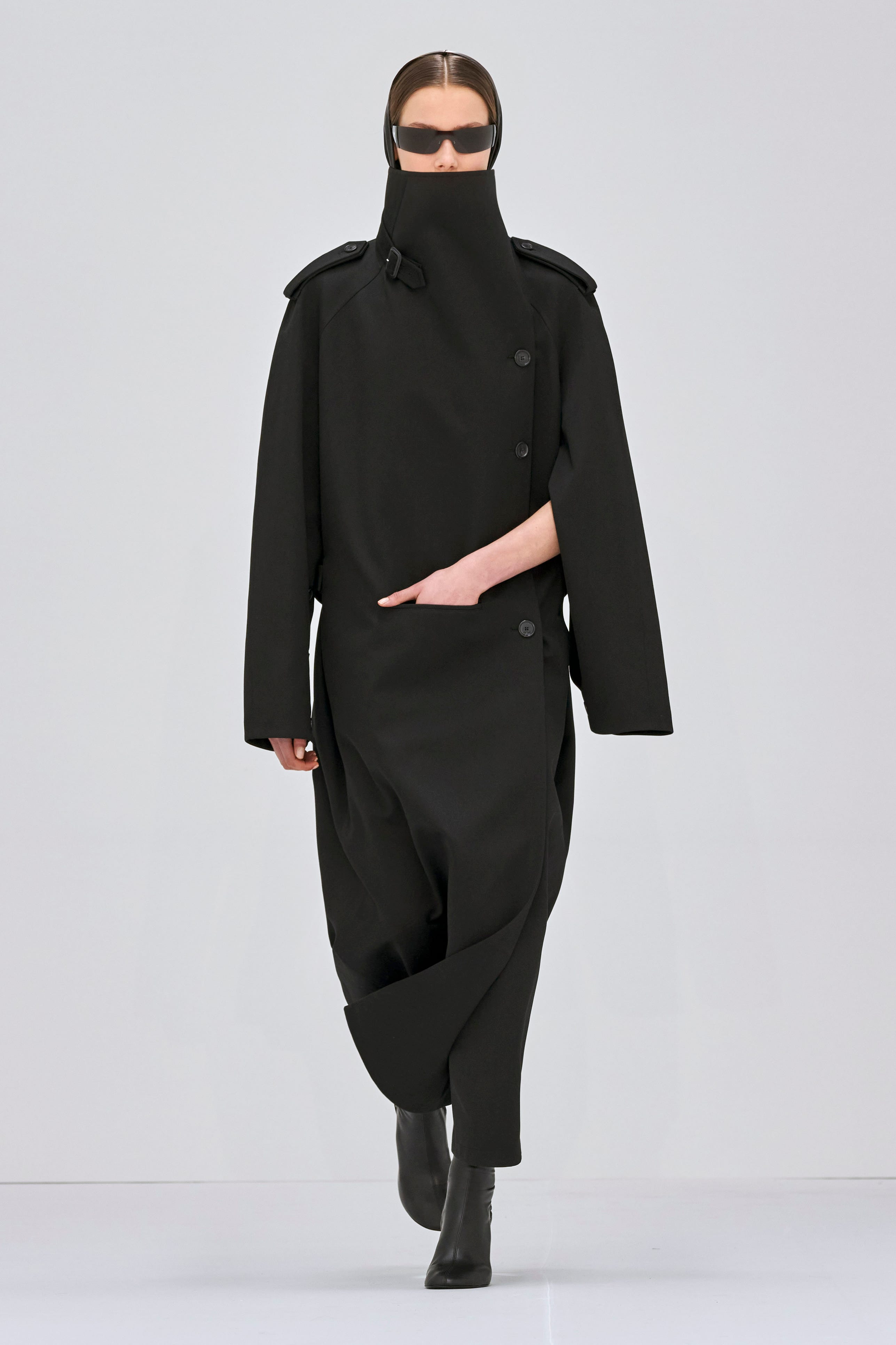クレージュ（COURRÈGES））2024-25秋冬コレクション | ファッション
