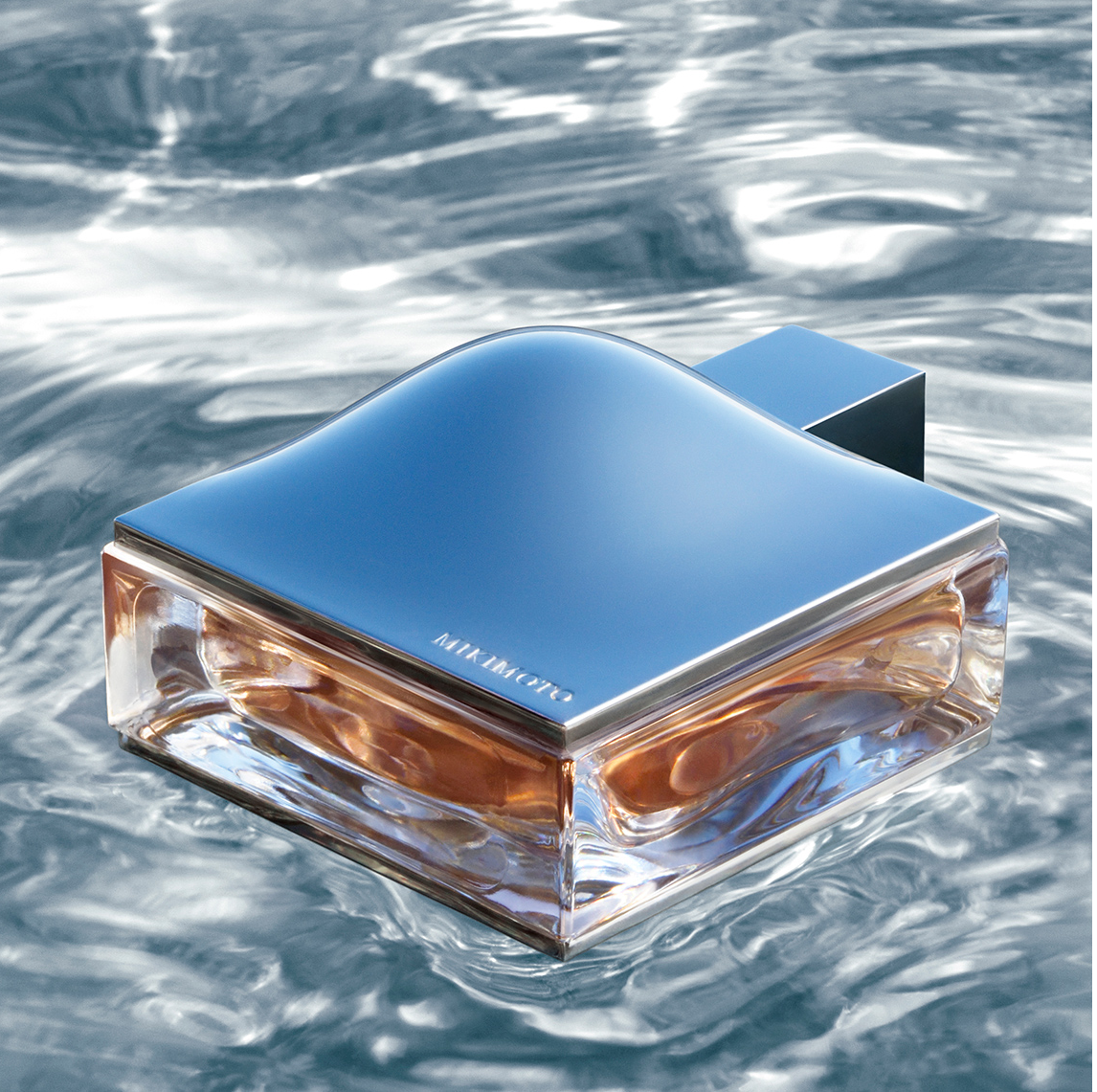 mikimoto-eau-de-parfum-top-