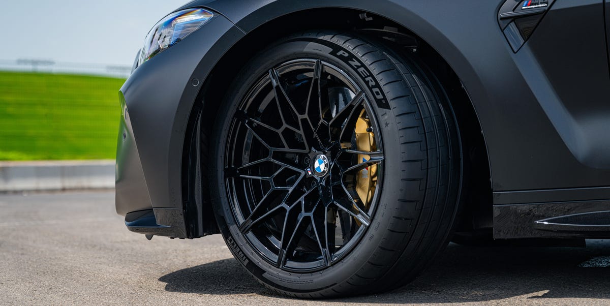 The Pirelli P Zero PZ5 Was Born from Artificial Intelligence