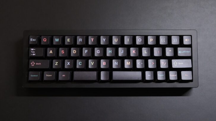EPOMAKER TIDE49！3種類の接続方法が可能な49％メカニカルキーボード