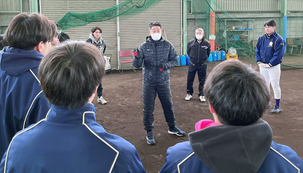ダイエー、ヤクルトで活躍 佐藤真一氏が札幌大でアマチュア野球の指導