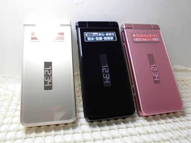 NTTドコモ SH－01J AQUOSケータイ モックアップ 3色セット
