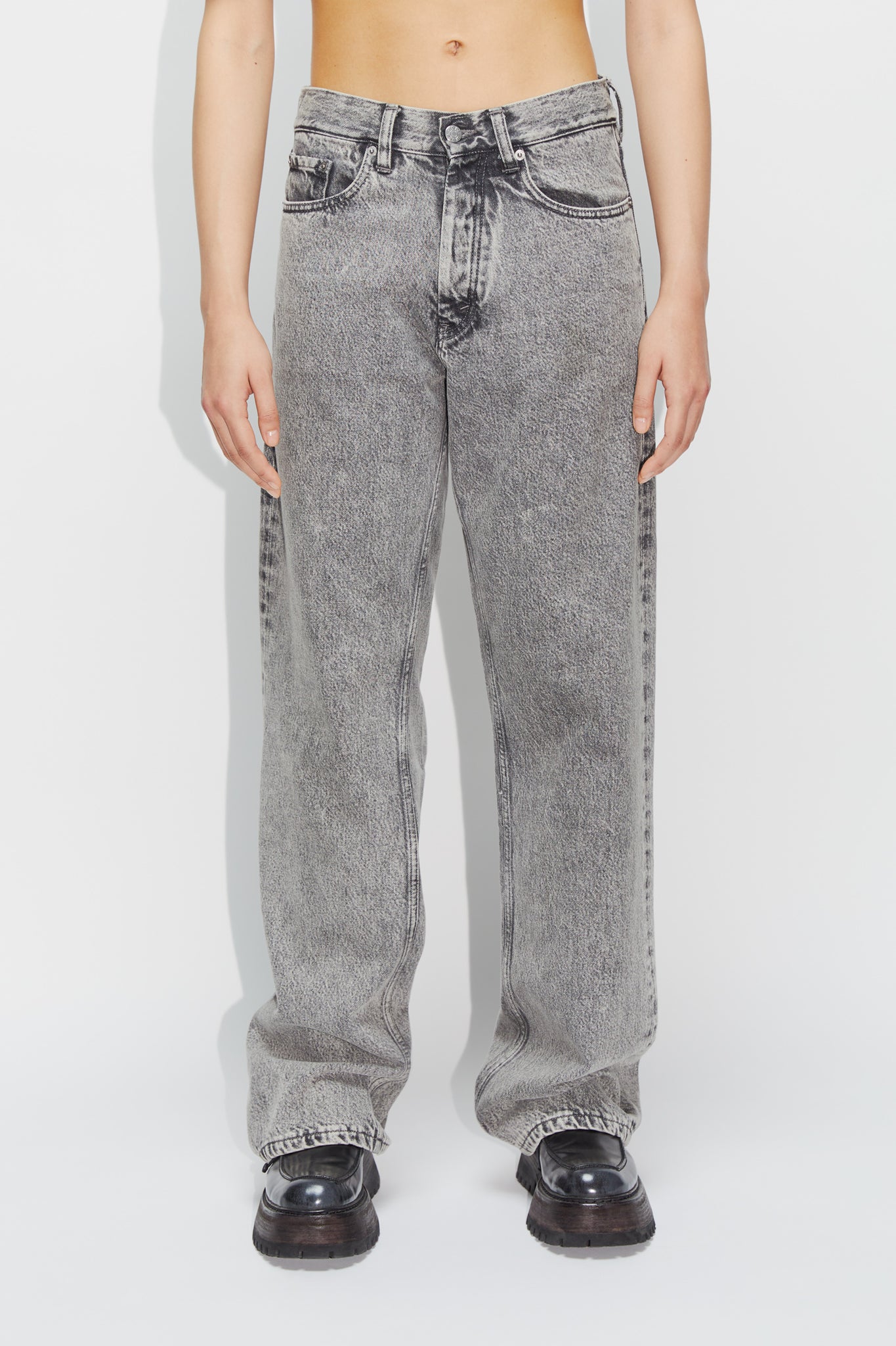 Loose-fit Jeans - Criss Jeans in Mid Grey Stone – HOPE STHLM