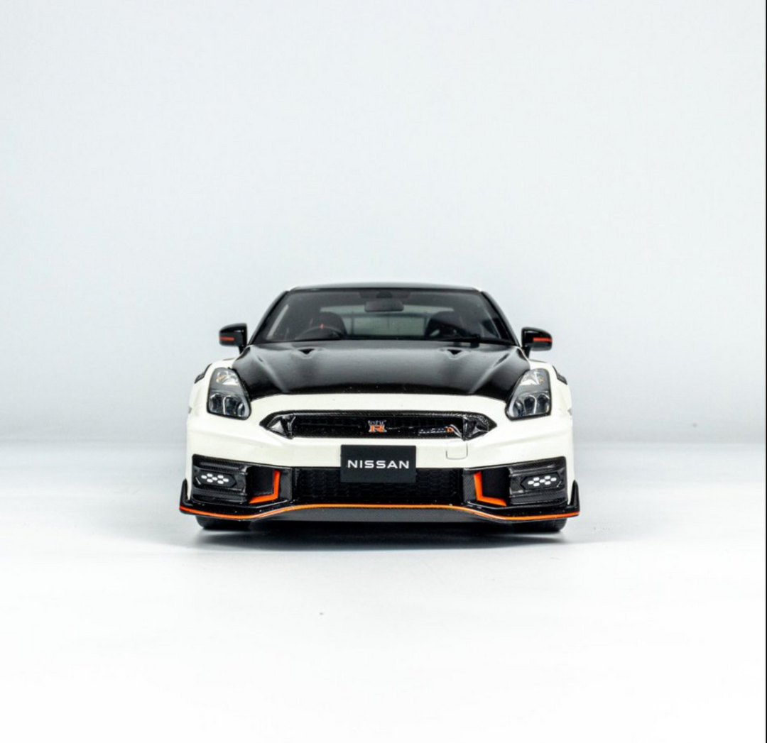 Kyosho 1:18 Nissan GT-R NISMO 2024 Special Edition (WHITE
