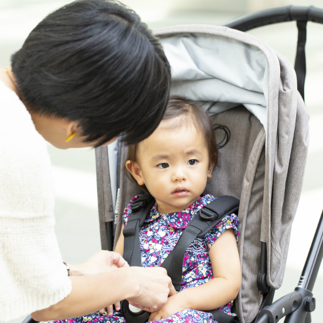 バガブー ビー5」で、子どもとのお出かけがもっと楽しく！｜ヒルズ