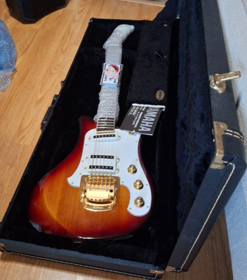 BURNS LONDON Cobra DX Candy Apple Red Used Maple Neck Rosewood FB