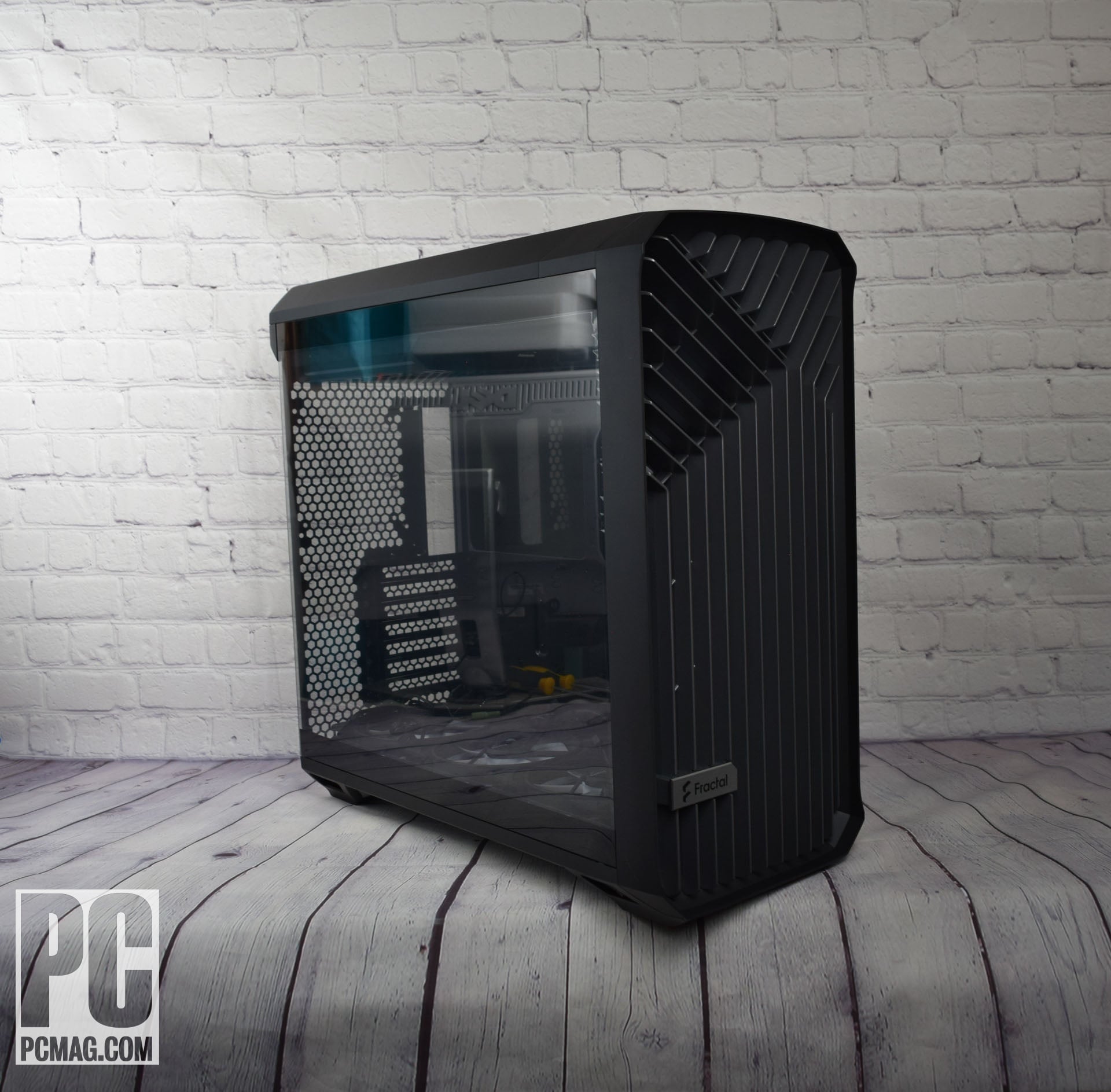 Fractal Design Torrent RGB - Review 2021 - PCMag Middle East