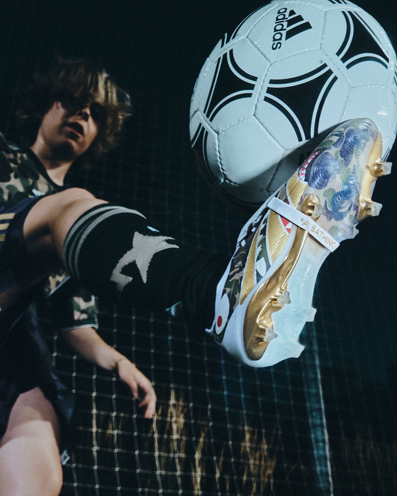 BAPE®とadidas による、ストリートカルチャーを シームレスに融合した