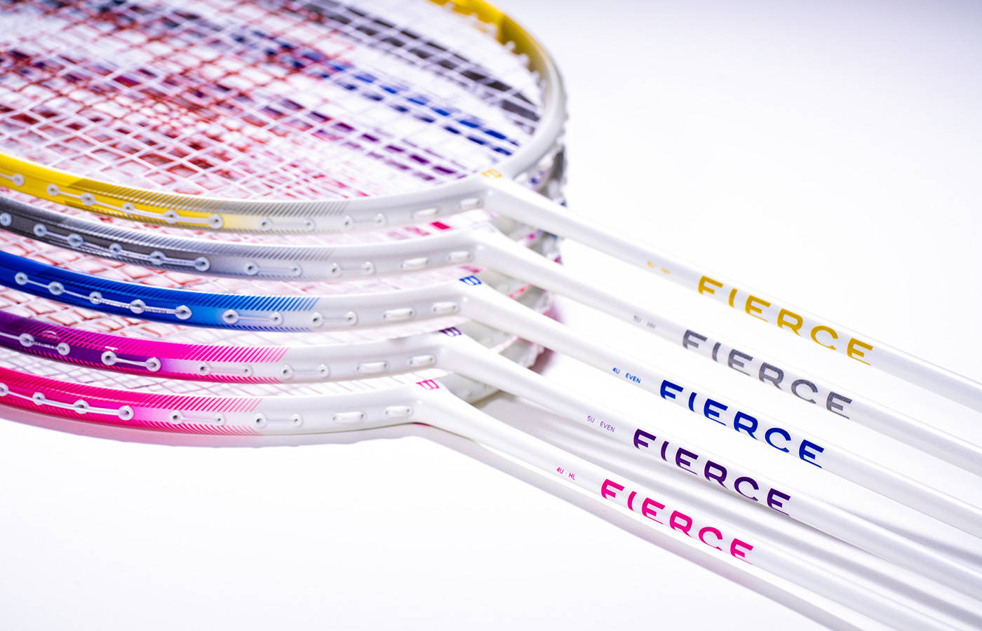 バドミントンラケット | FIERCE シリーズ | – ウイルソン公式