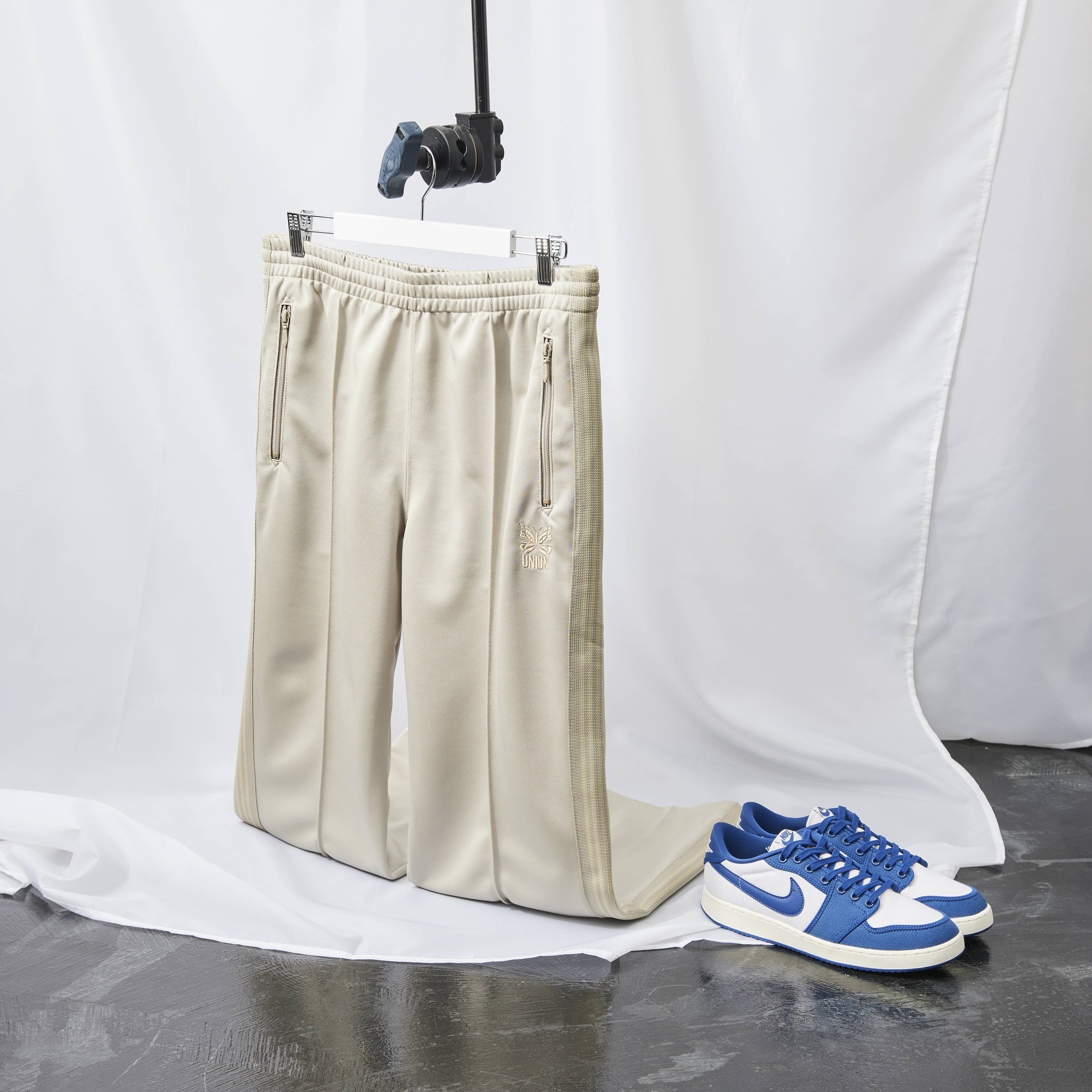 Features | NEEDLES X UNION TRACK PANTS 23SS｜【公式通販 UNION