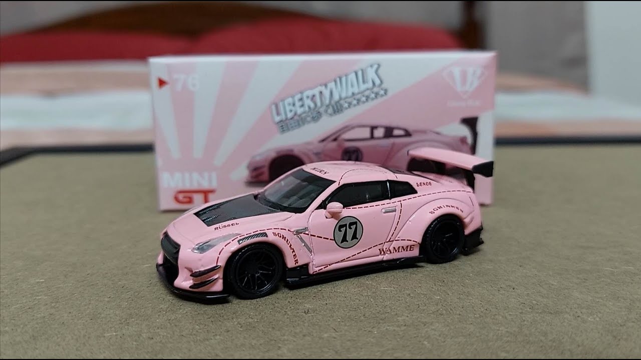 MINIGT LIBERTY WALK☆WORKS R35 Pink Pig hqdefault.jpg