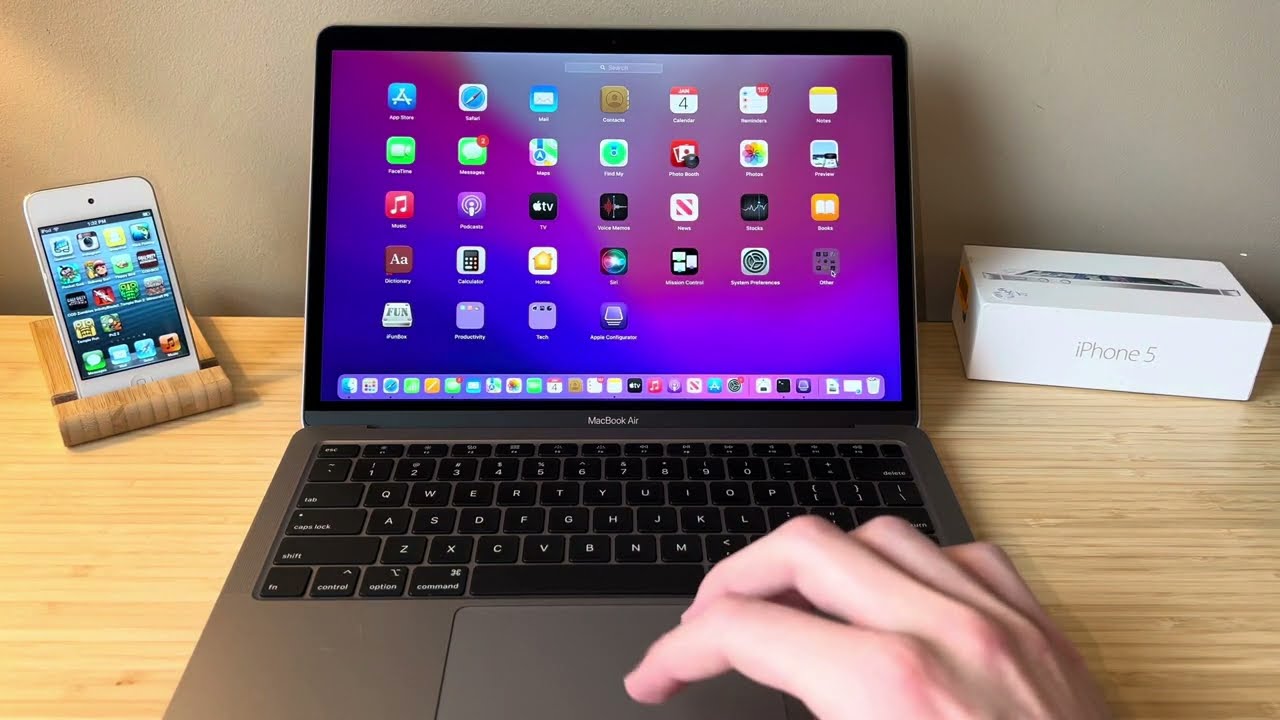 Is the 2020 Intel MacBook Air worth it in 2024? - YouTube
