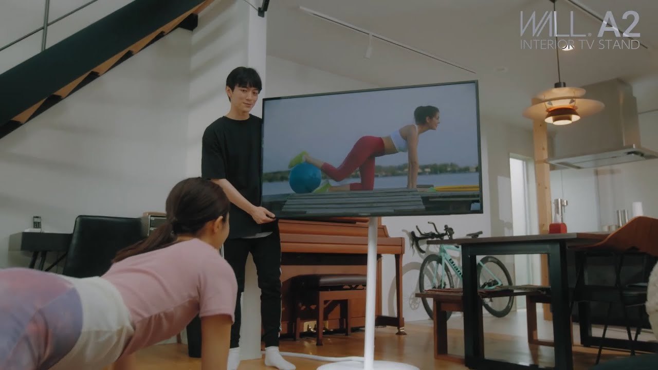 キャスター付きテレビスタンド WALL INTERIOR TV STAND A2 2022年8月