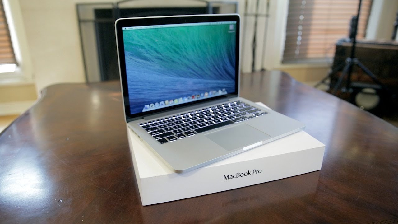 Apple 13