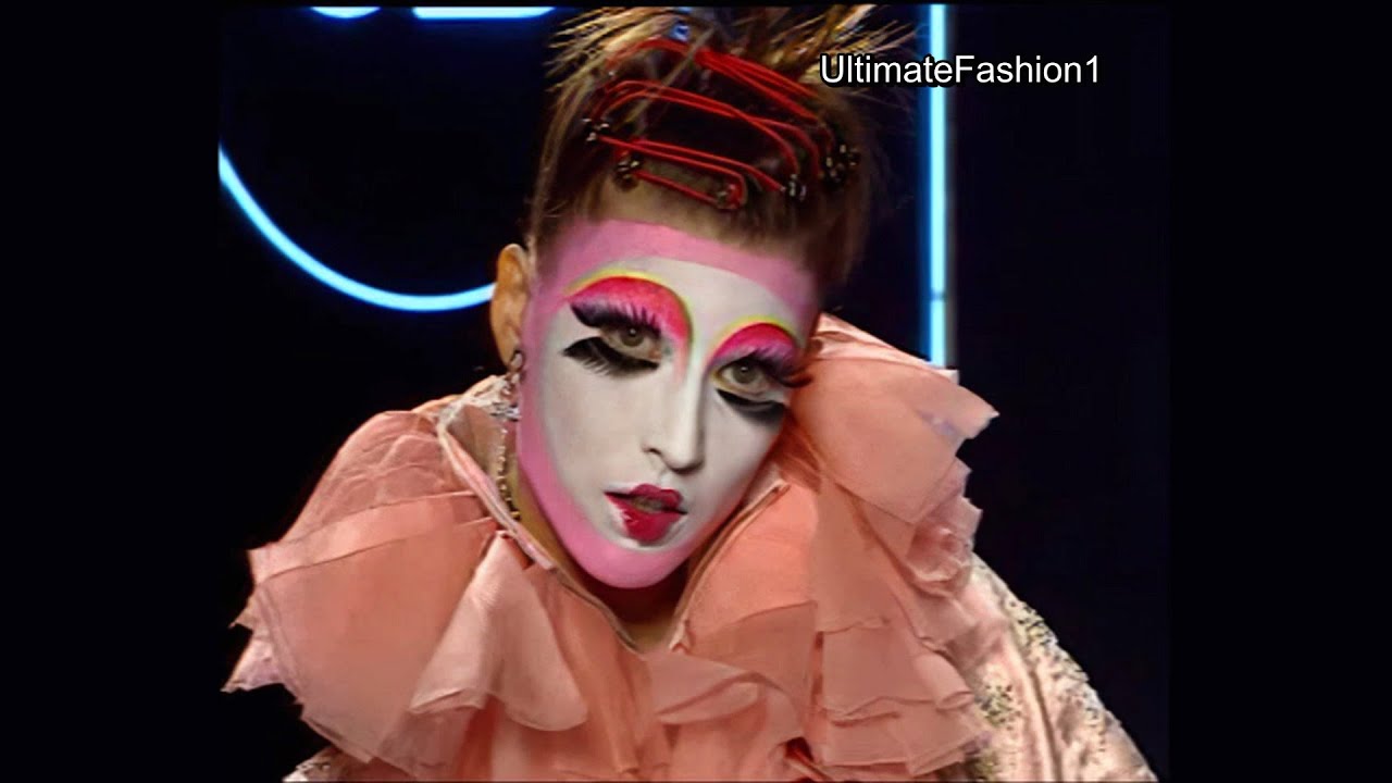 Christian Dior Fall Winter 2003 - full show - YouTube