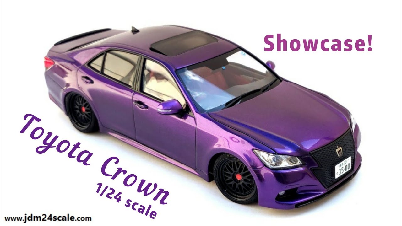 Finished Toyota Crown 1/24 scale: Showcase to display the true