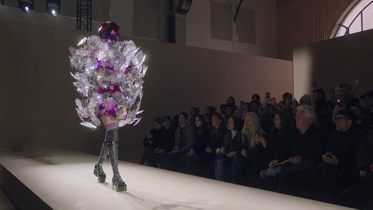Noir Kei Ninomiya | Fall Winter 2023/2024 | Full Show - YouTube