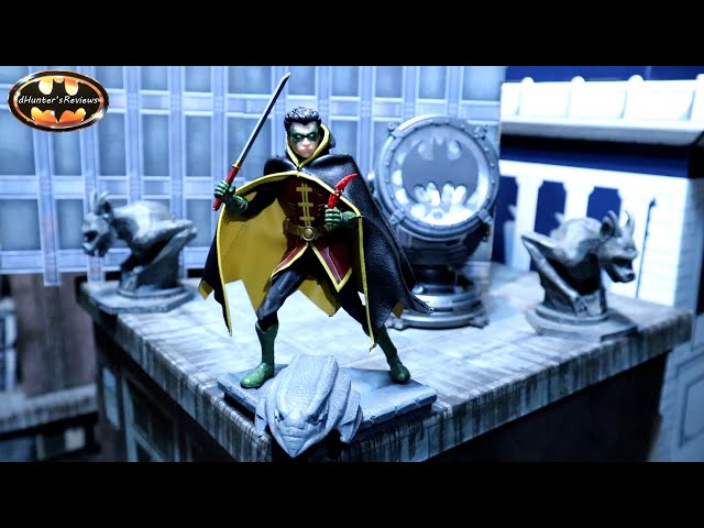 Mezco 1:12 Collective Damian Wayne Robin Batman Action Figure
