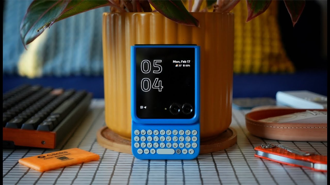 Motorola Razrにキーボードを追加するふたつ折りケース | ギズモード