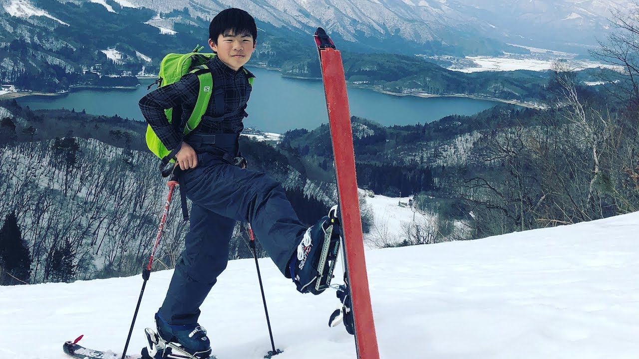 バックカントリースキーに挑戦！！ A boy challenges backcountry