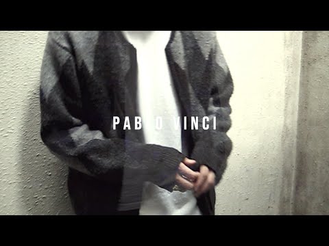 PABLO VINCI】アーガイル柄のジップカーディガンとフェイクレザーで