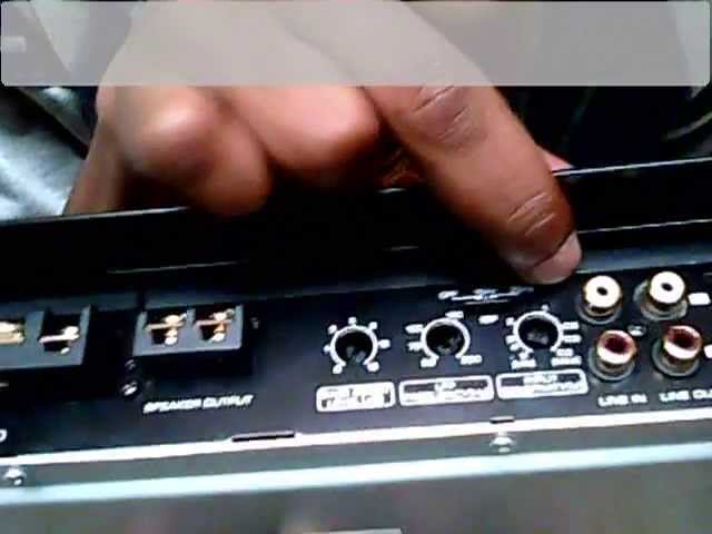 Kenwood KAC-8105D Class D Mono Car Amplifier (unboxing and Review