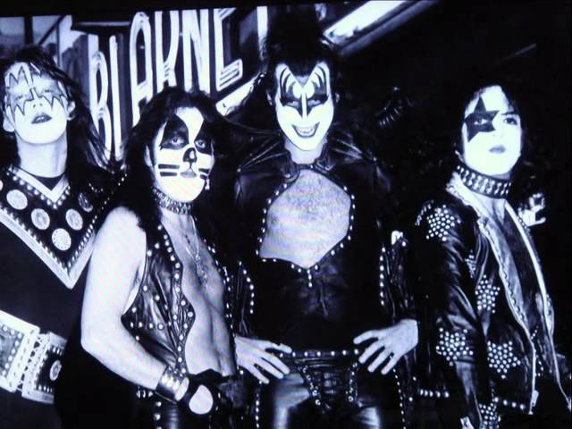 ロックンロール・オールナイト・・・KISS - YouTube