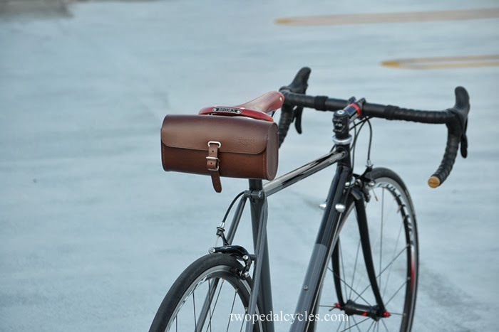 BROOKS CHALLENGE TOOL BAG（ブルックス チャレンジ ツールバッグ