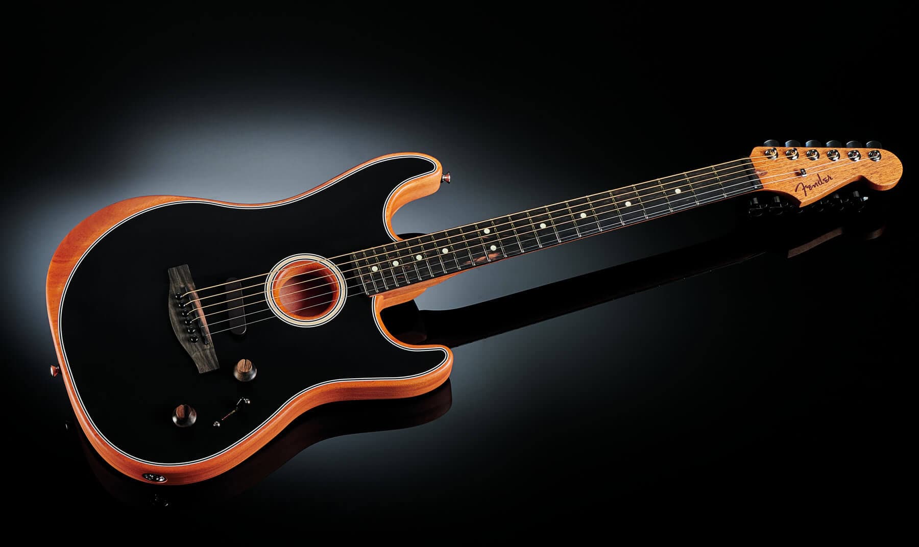 エレキとアコギを縦横無尽》Fender Acoustasonic Stratocaster【エレキ