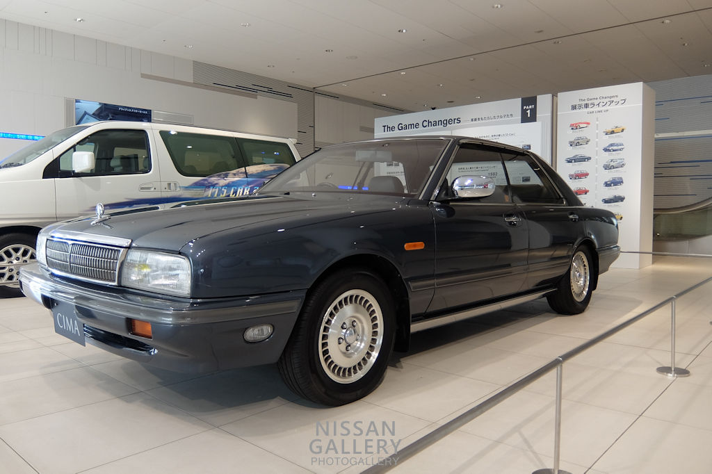 日産 セドリックシーマを展示 | 日産ギャラリーフォトギャラリー