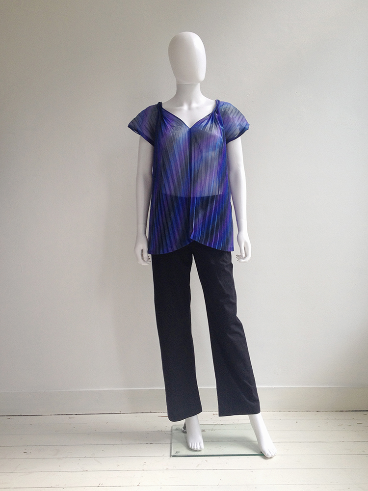 Issey Miyake Fete purple pleated transformable top - VANIITAS