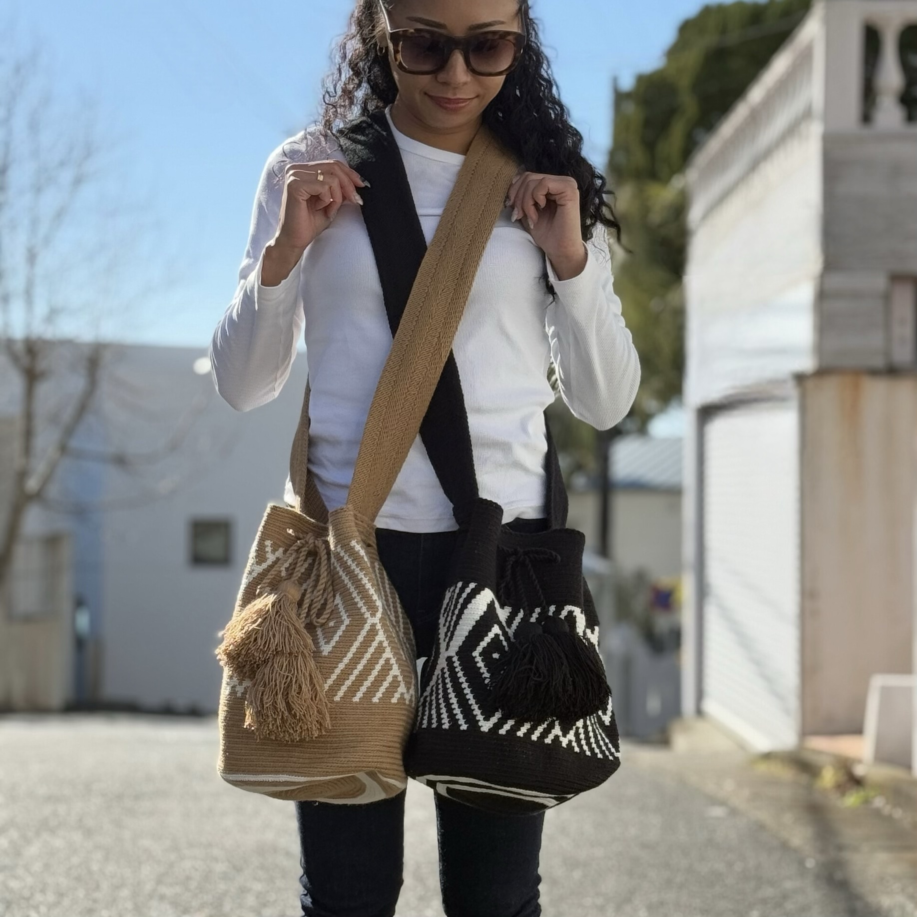 Wayuu Bag（ワユーバッグ ）Mサイズ 黒×白 | メキシコ直輸入メルカド