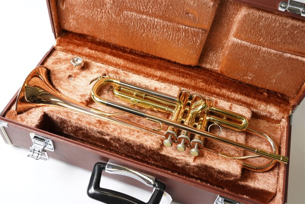 売約済】ヤマハ 赤ベルトランペットYTR-333 - 管楽器修理専門店 ブラス