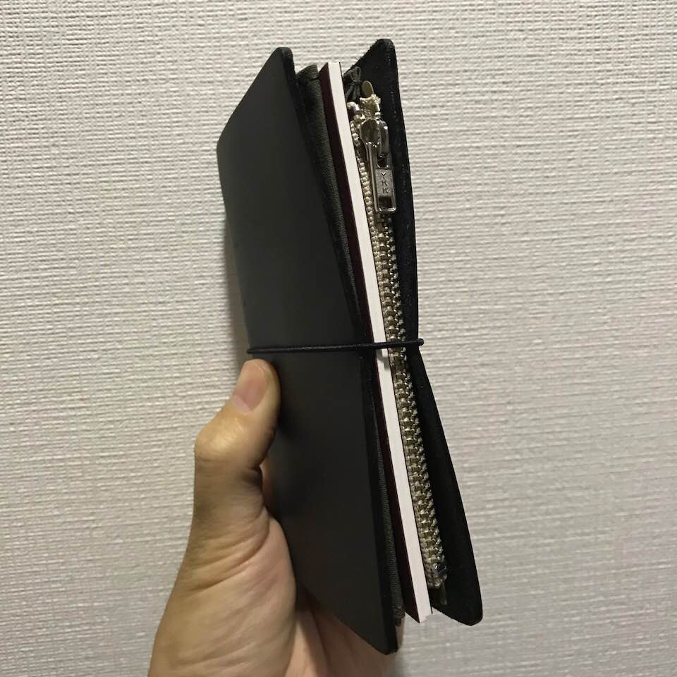 旅行の相棒にぴったり「fourruof × トラベラーズファクトリー ジッパー
