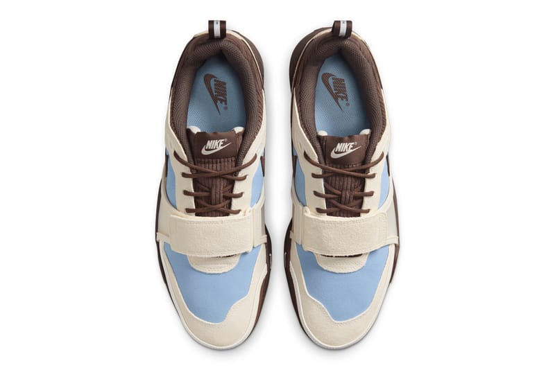 Travis Scott Nike Zoom Field Jaxx Leche Blue HQ3072-400 | Hypebeast