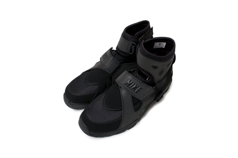 コムデギャルソン x ナイキ Air Carnivoreにクローズアップ | Hypebeast.JP