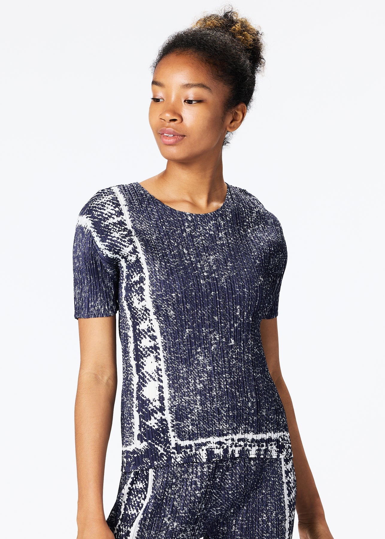Pleats Please Issey Miyake TRAIL DENIM TOP | REVERSIBLE